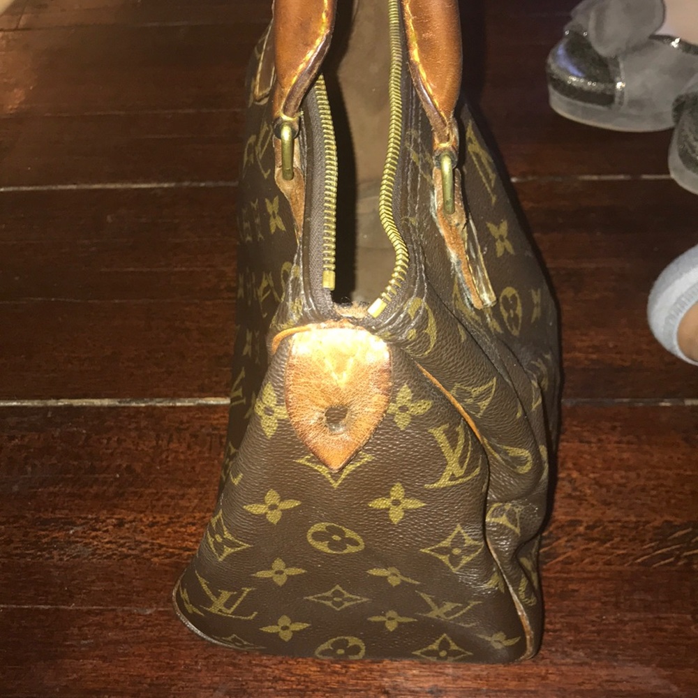 Vintage Authentic Louis Vuitton Speedy 25 bag - Picture 2 of 8